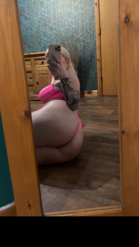 Header of alannahlouxox.sub