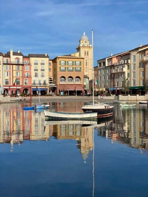 Header of lostlauren