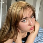 Download miekeluhh OnlyFans content for free 

 profile picture