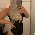 uwontregretit (Helene) free OnlyFans Leaks 

 profile picture